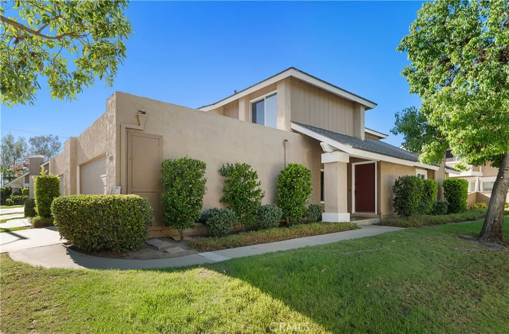 225 Allegheny Circle Placentia, CA 92870