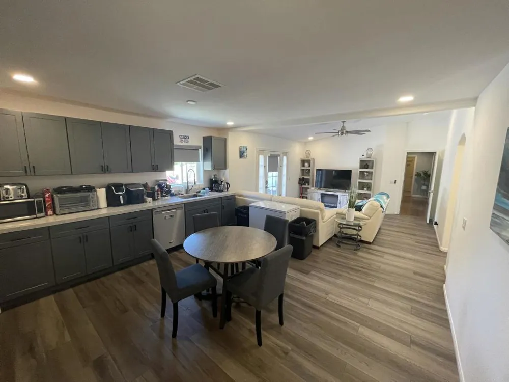 44795 Cabrillo Avenue Palm Desert, CA 92260