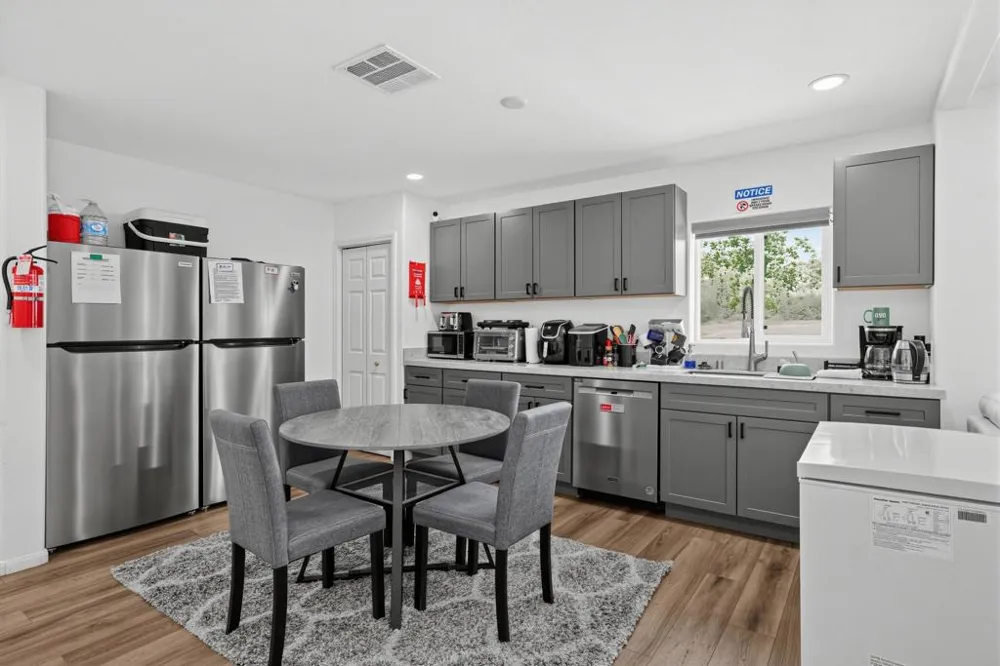 44795 Cabrillo Avenue Palm Desert, CA 92260
