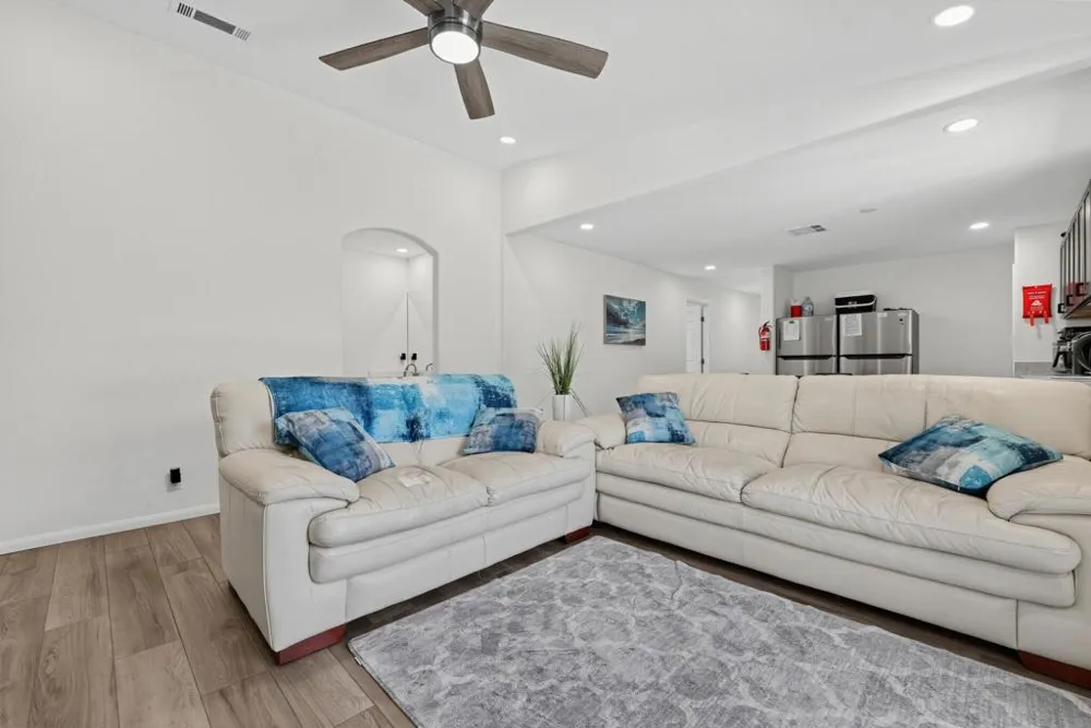 44795 Cabrillo Avenue Palm Desert, CA 92260
