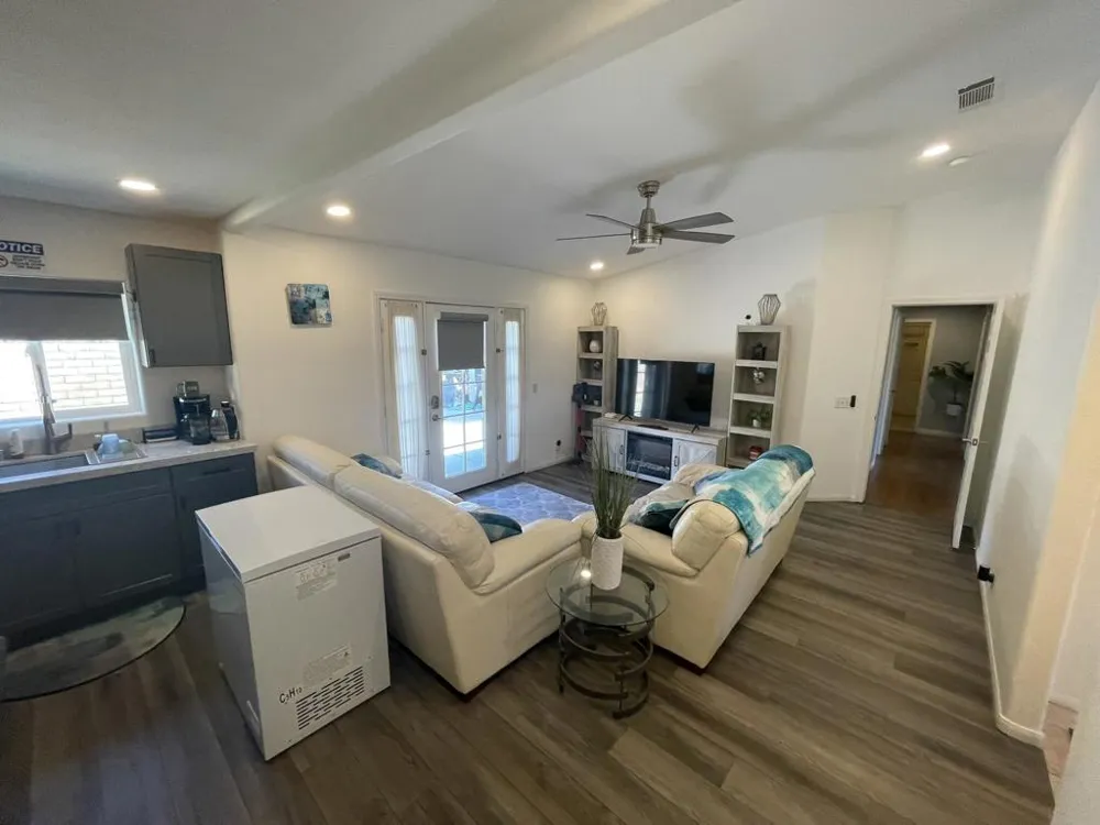 44795 Cabrillo Avenue Palm Desert, CA 92260
