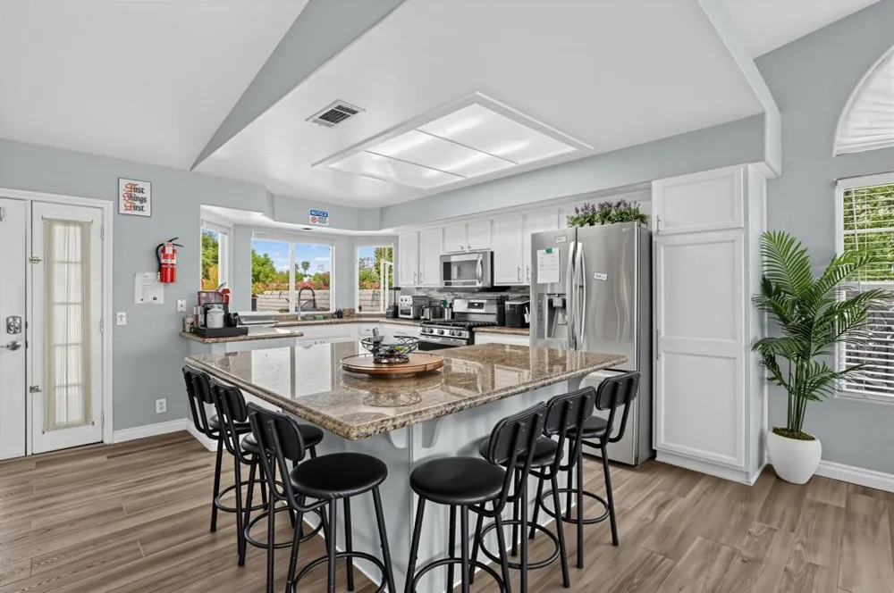 44795 Cabrillo Avenue Palm Desert, CA 92260