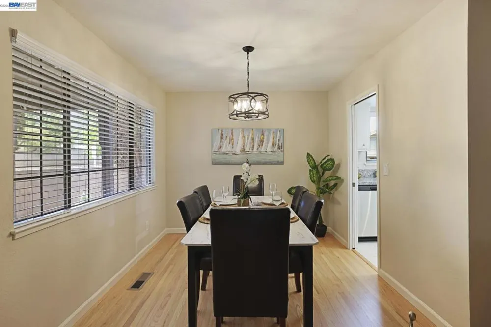 553 Bell Ave Livermore, CA 94550