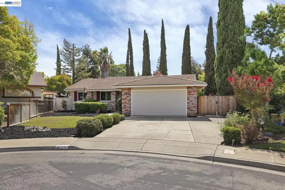 553 Bell Ave Livermore, CA 94550