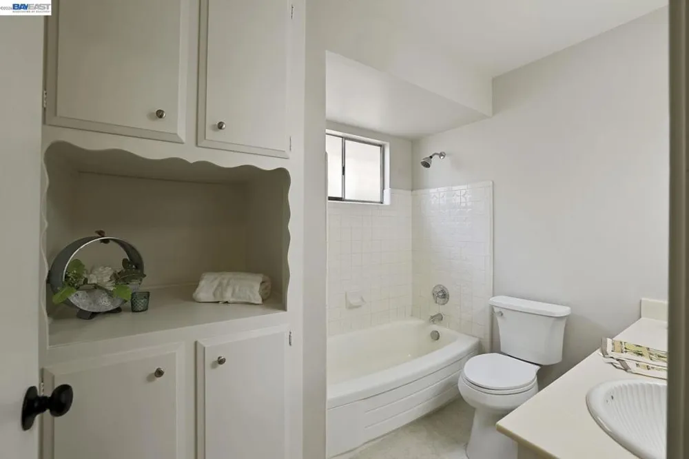 553 Bell Ave Livermore, CA 94550