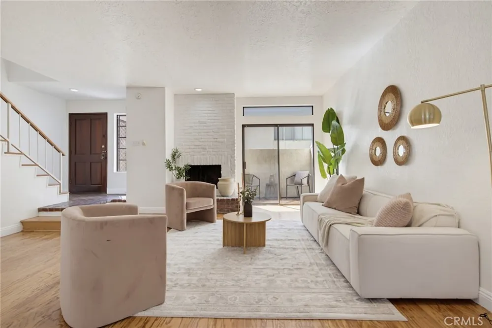 3647 Keystone Avenue #2 Los Angeles, CA 90034