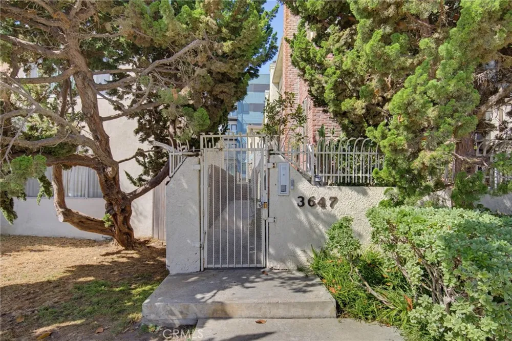 3647 Keystone Avenue #2 Los Angeles, CA 90034