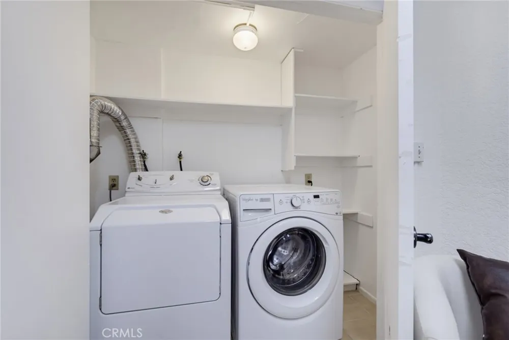 3647 Keystone Avenue #2 Los Angeles, CA 90034