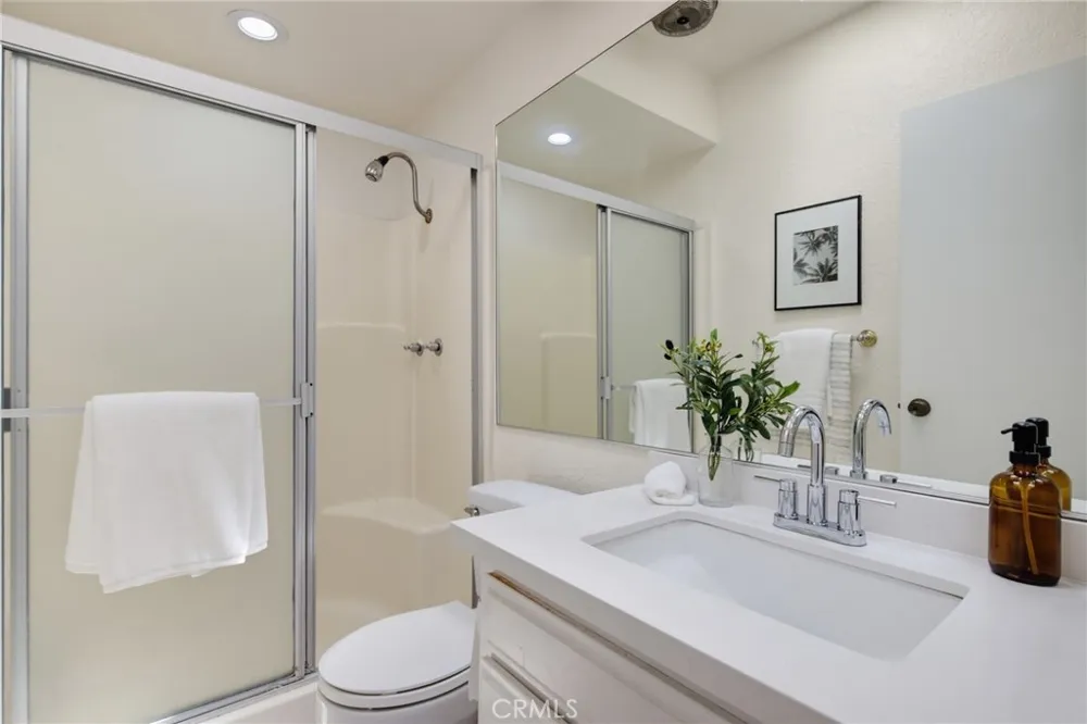 3647 Keystone Avenue #2 Los Angeles, CA 90034