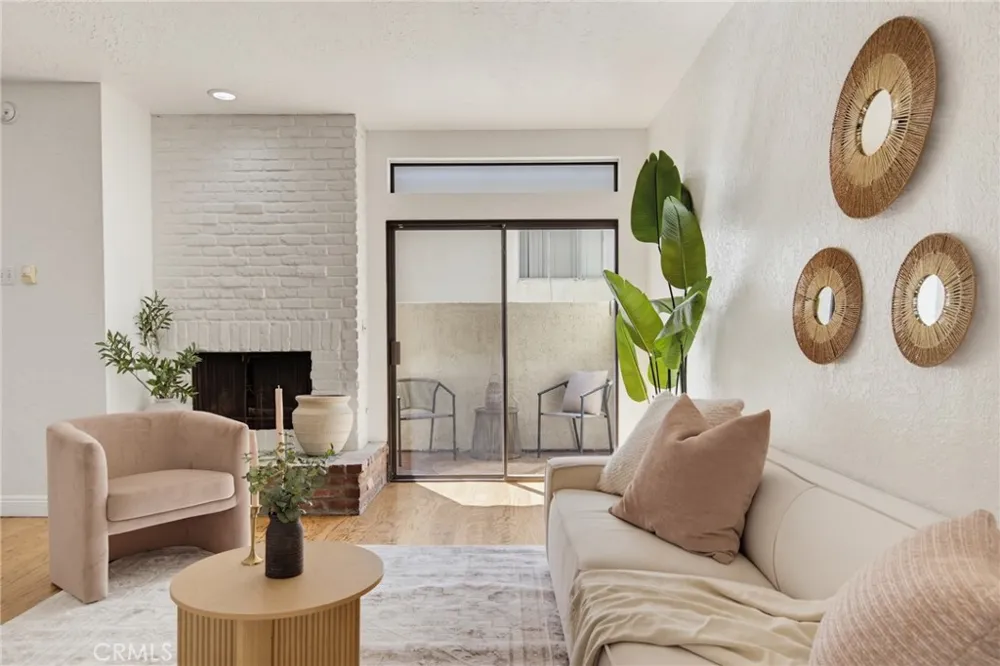 3647 Keystone Avenue #2 Los Angeles, CA 90034