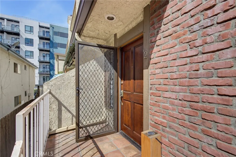 3647 Keystone Avenue #2 Los Angeles, CA 90034