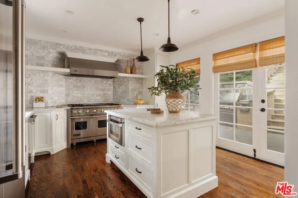 3617 Lankershim Boulevard Los Angeles, CA 90068