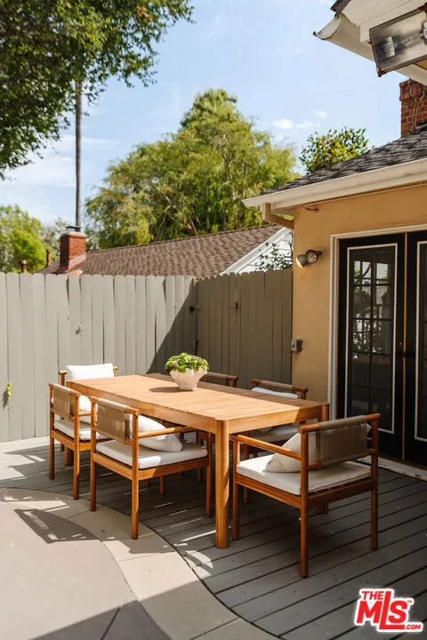 3617 Lankershim Boulevard Los Angeles, CA 90068