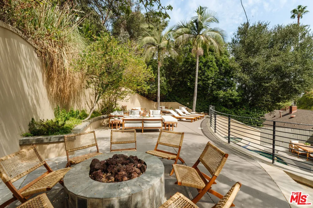 3617 Lankershim Boulevard Los Angeles, CA 90068