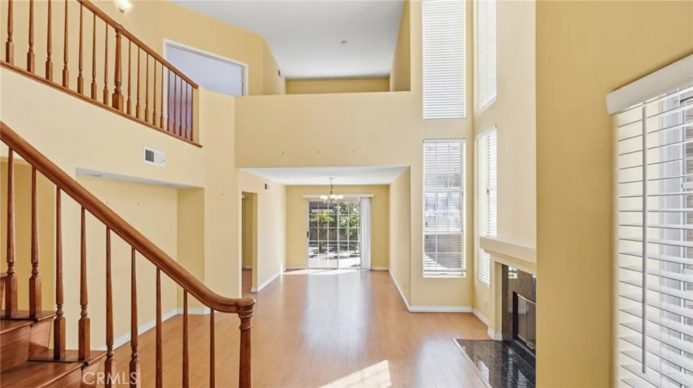 7432 Bellingham Ave North Hollywood, CA 91605