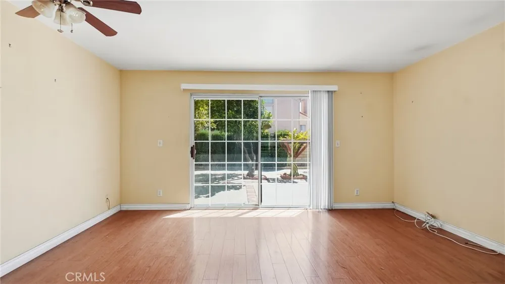 7432 Bellingham Ave North Hollywood, CA 91605