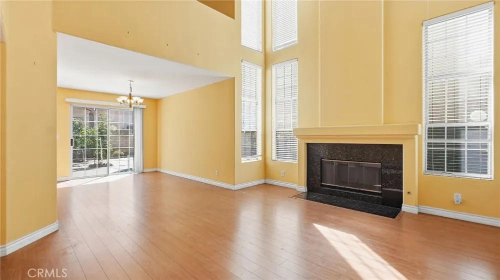 7432 Bellingham Ave North Hollywood, CA 91605