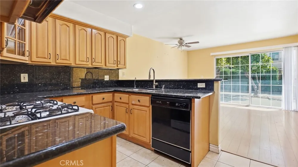 7432 Bellingham Ave North Hollywood, CA 91605