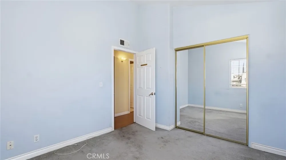 7432 Bellingham Ave North Hollywood, CA 91605