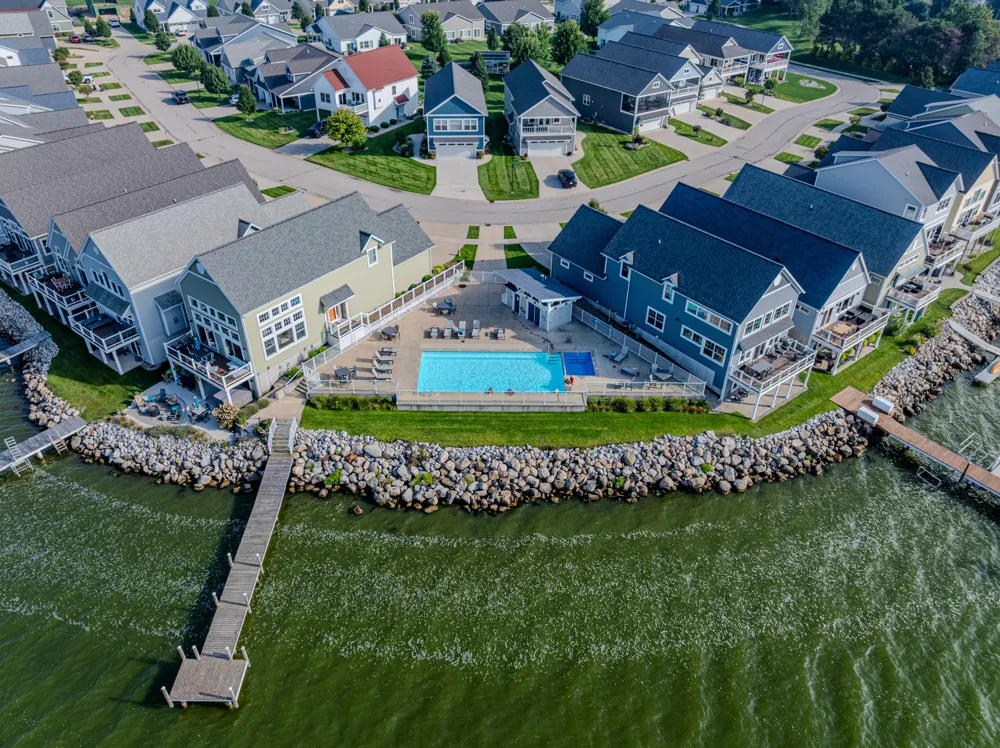 303 Terrace Point Circle Muskegon, MI 49440
