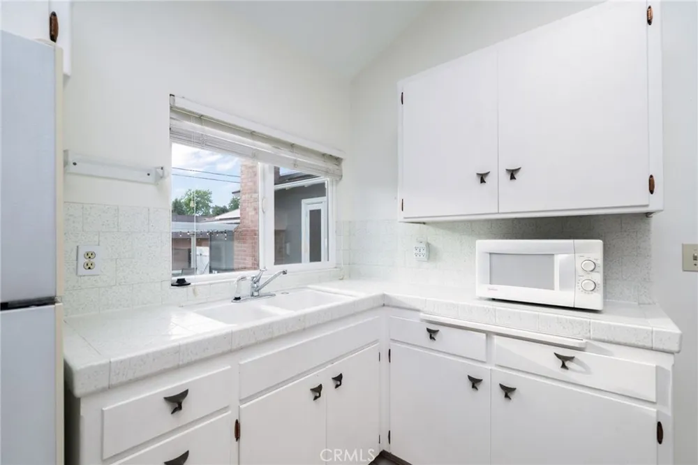 464 Cinderella Drive Claremont, CA 91711