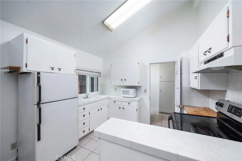 464 Cinderella Drive Claremont, CA 91711