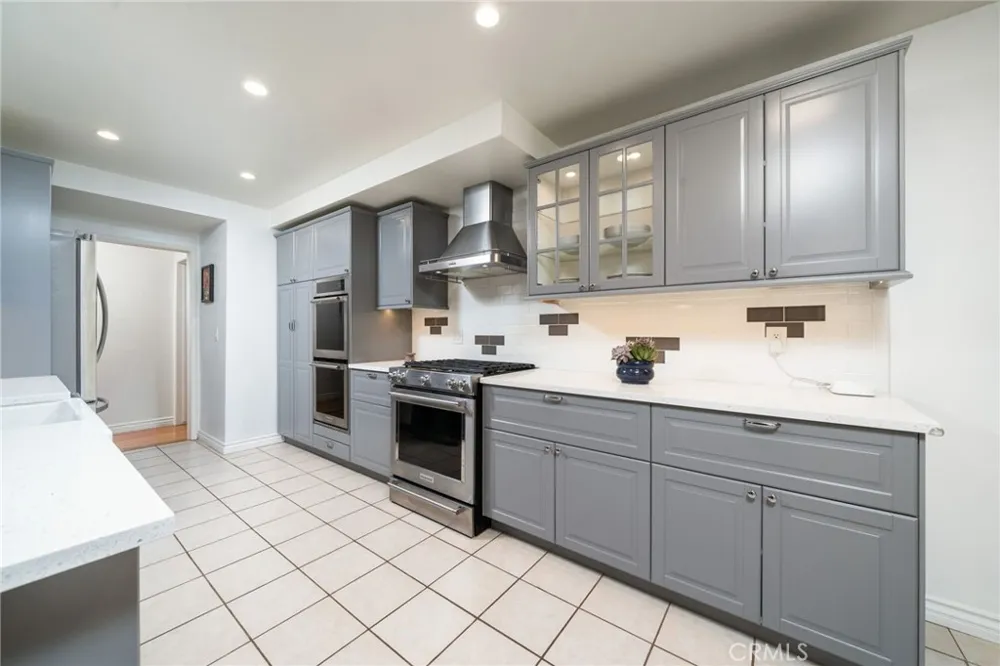 464 Cinderella Drive Claremont, CA 91711