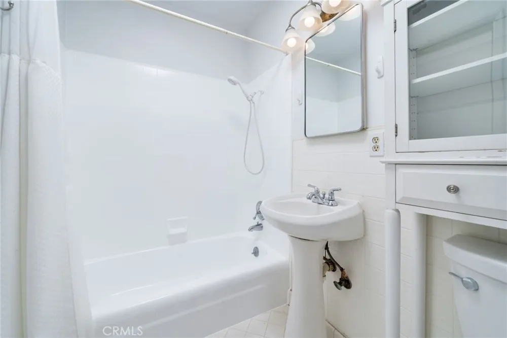 464 Cinderella Drive Claremont, CA 91711