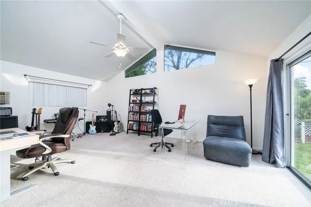 464 Cinderella Drive Claremont, CA 91711
