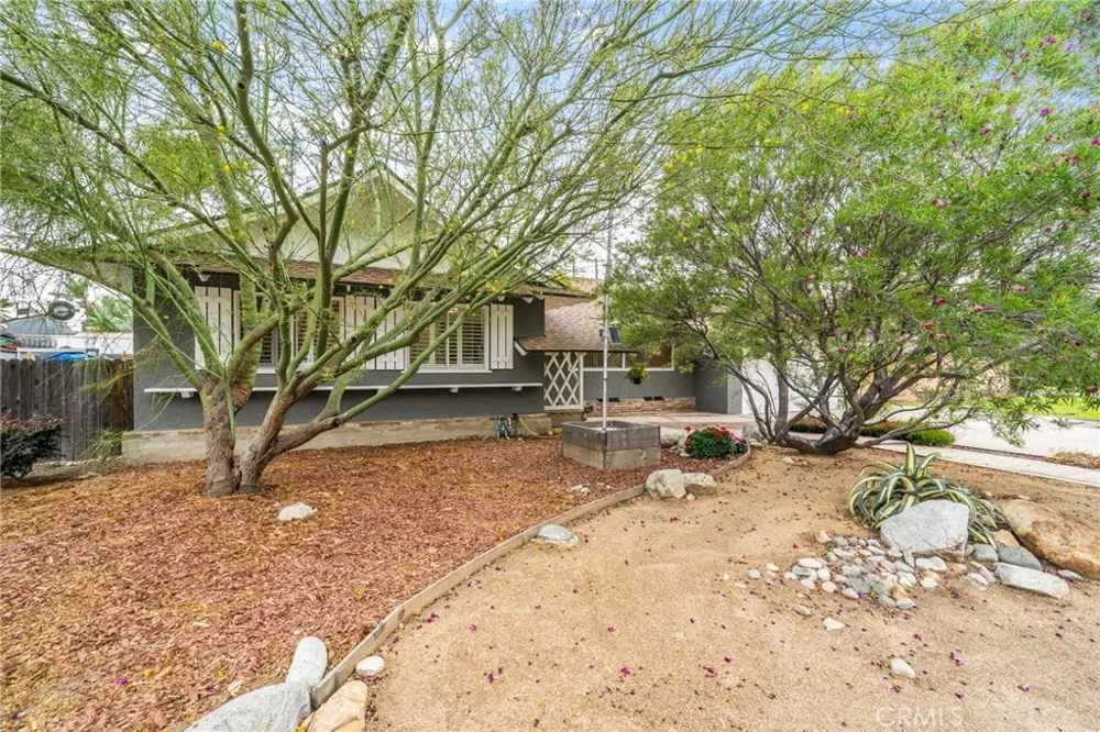 464 Cinderella Drive Claremont, CA 91711
