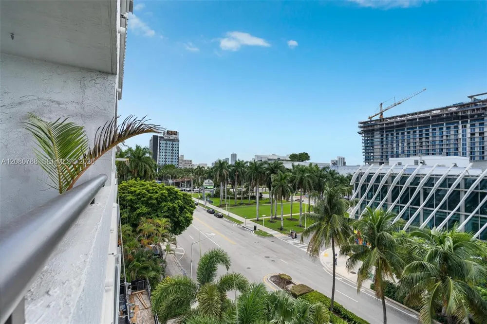 1775 Washington Ave #6E Miami Beach, FL 33139
