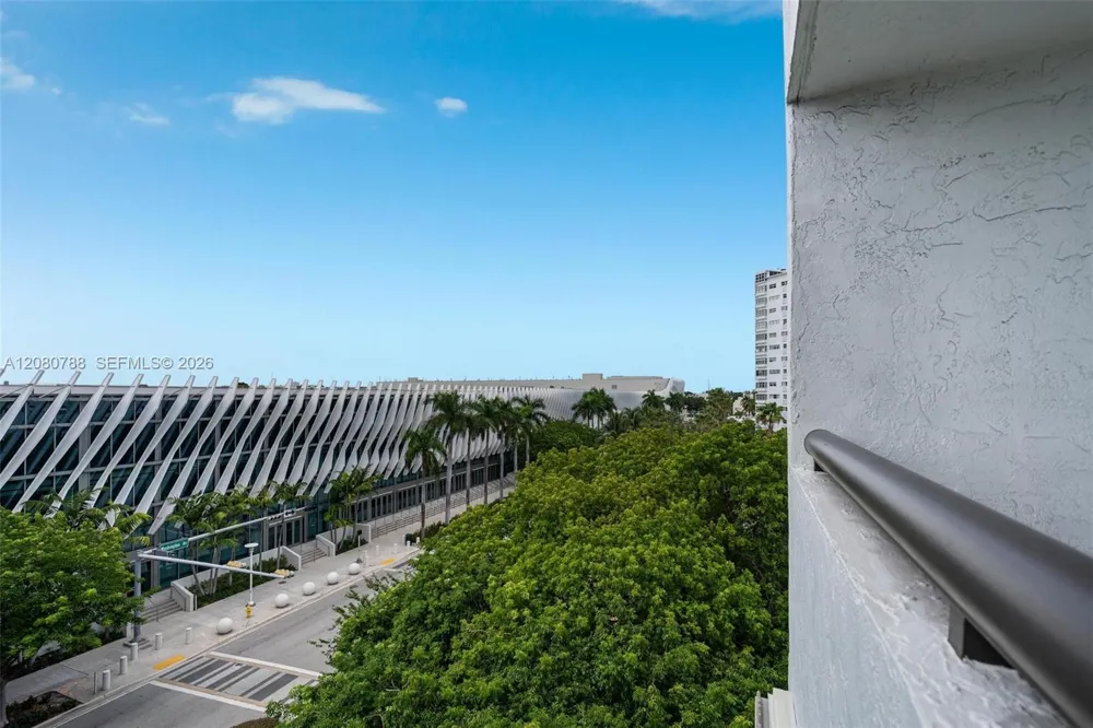 1775 Washington Ave #6E Miami Beach, FL 33139