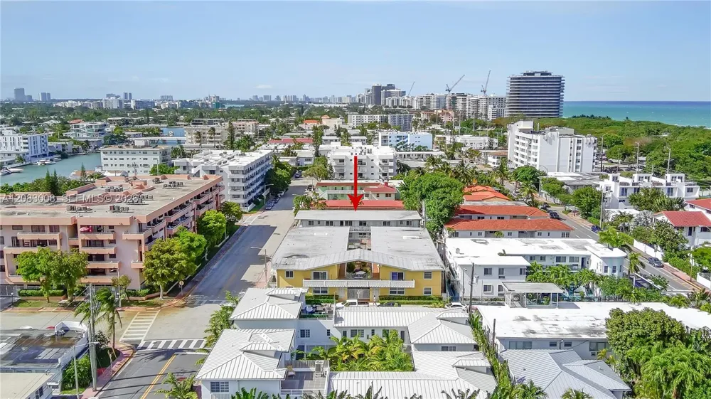 8129 Abbott Ave #10 Miami Beach, FL 33141