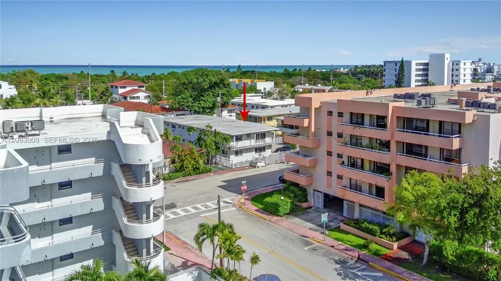 8129 Abbott Ave #10 Miami Beach, FL 33141