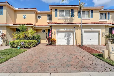 3008 Evergreen Circle