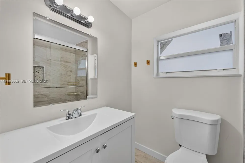 1664 SW 28th Ave Fort Lauderdale, FL 33312