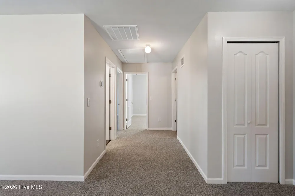 1102 Farmhouse Lane Jacksonville, NC 28546