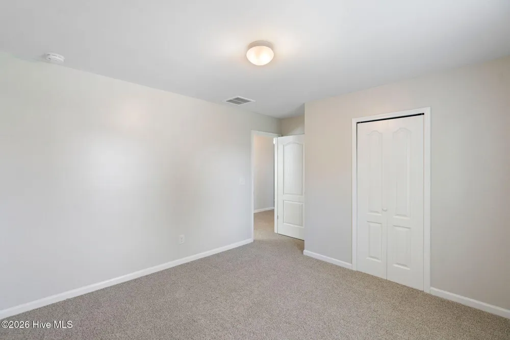 1102 Farmhouse Lane Jacksonville, NC 28546