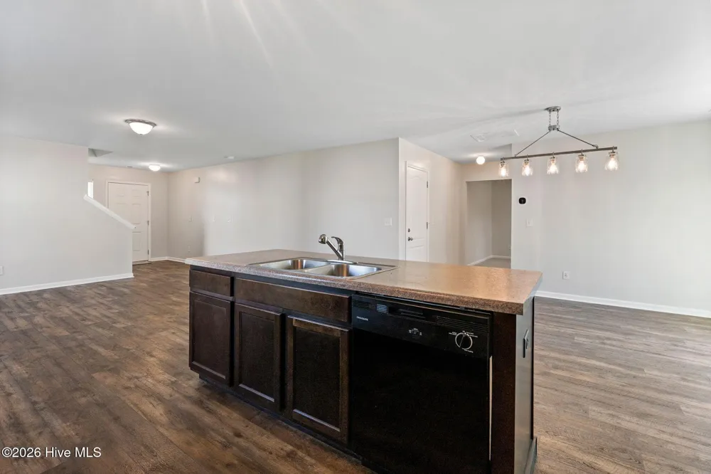 1102 Farmhouse Lane Jacksonville, NC 28546
