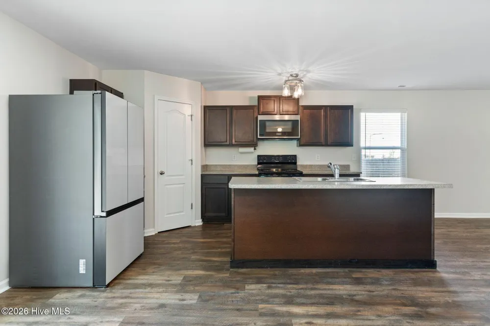 1102 Farmhouse Lane Jacksonville, NC 28546