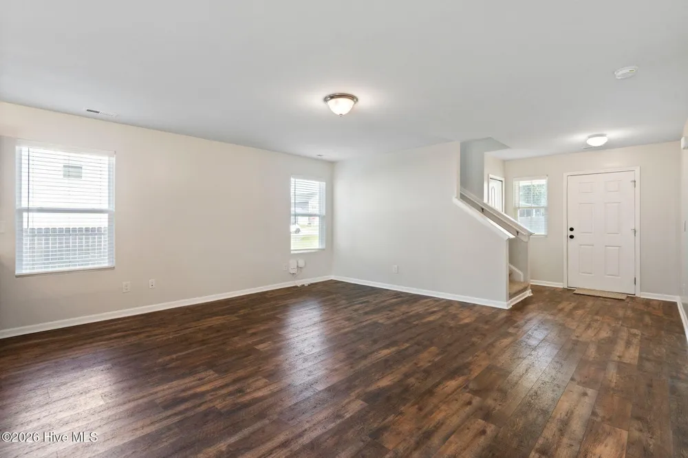 1102 Farmhouse Lane Jacksonville, NC 28546