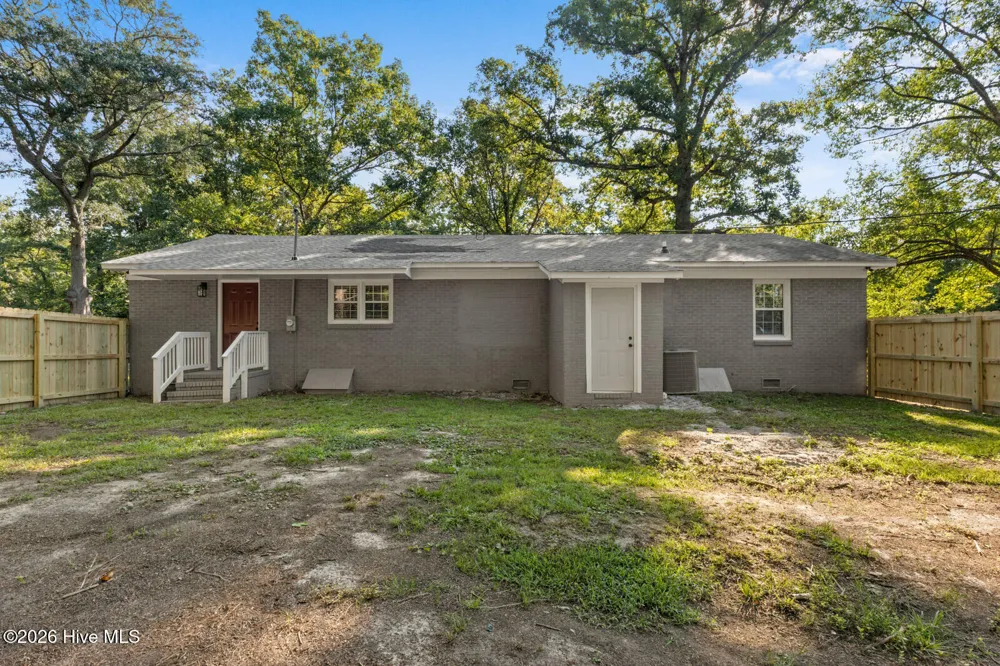110 Boulder Lane Jacksonville, NC 28540