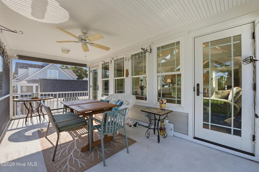 619 First Avenue Oriental, NC 28571