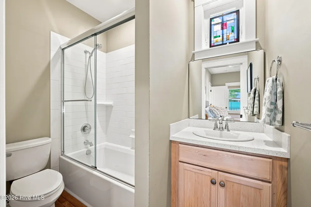 619 First Avenue Oriental, NC 28571