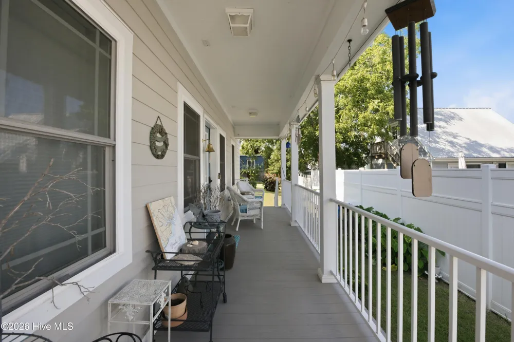 619 First Avenue Oriental, NC 28571
