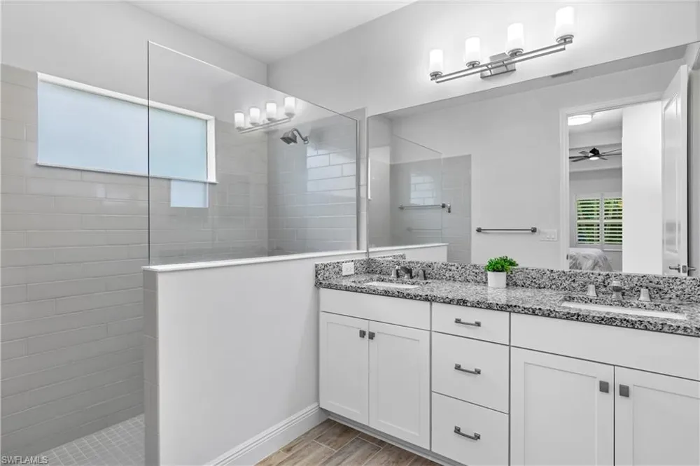 19763 Coconut Harbor Circle Fort Myers, FL 33908