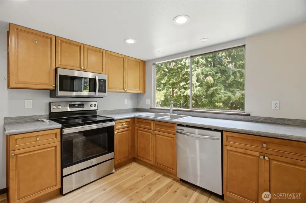 13116 233rd Avenue SE Issaquah, WA 98027