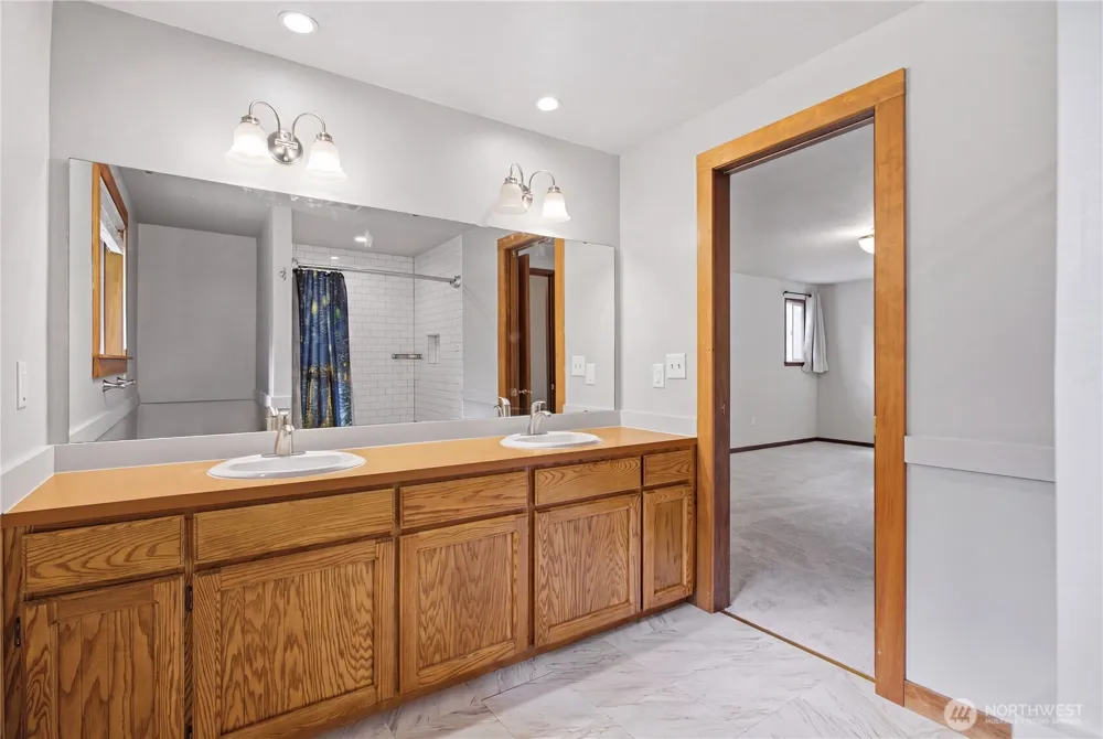13116 233rd Avenue SE Issaquah, WA 98027