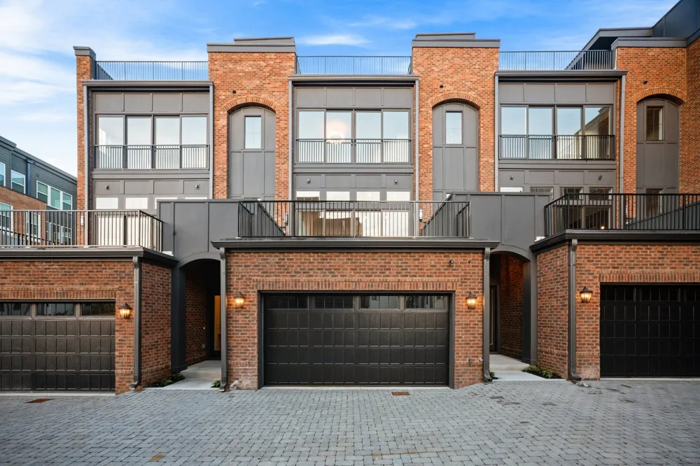 1208B Hawkins St Nashville, TN 37203