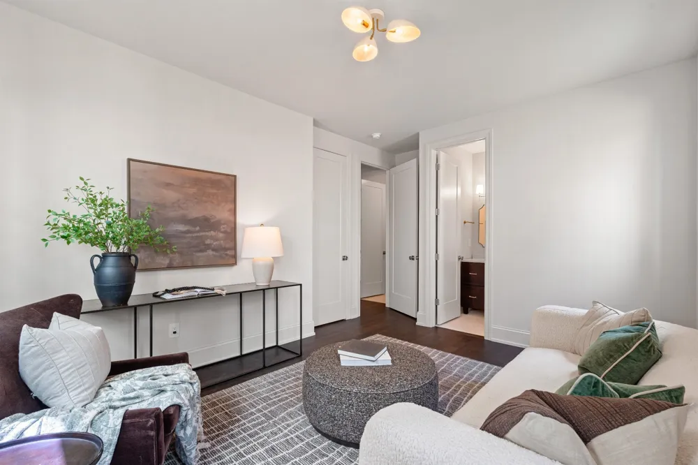 1208B Hawkins St Nashville, TN 37203